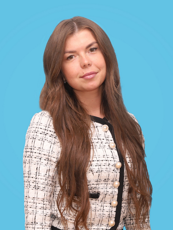 Музыкальный руководитель Кузнецова Александра Сергеевна.